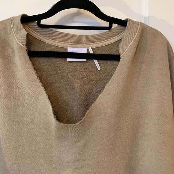 Out From Under Pullover Notch Neck Sweatshirt sz Small - Picture 3 of 10